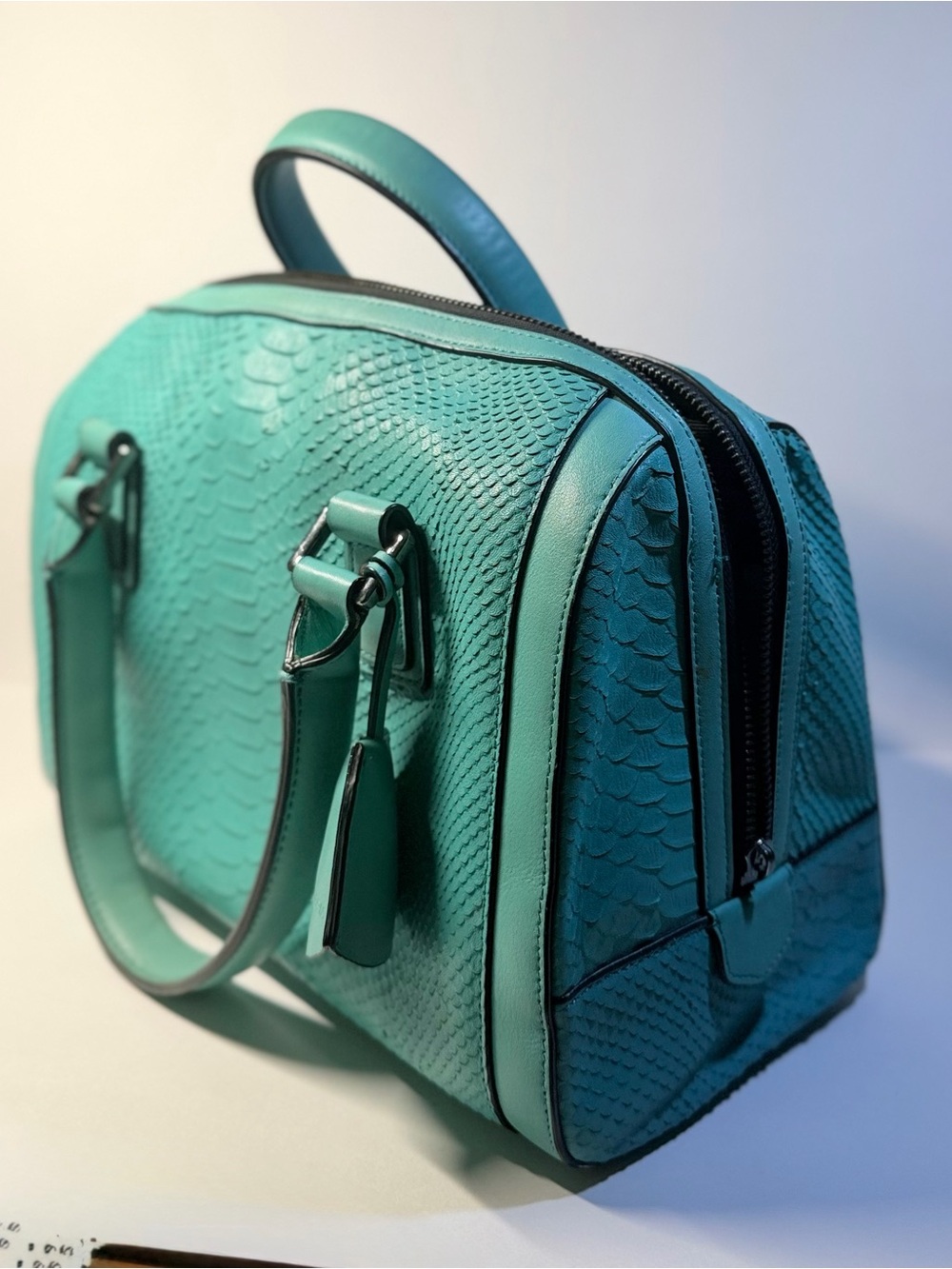 BCBGMAXAZRIA Turquoise Embossed Python Leather Satchel Handbag. Gently used